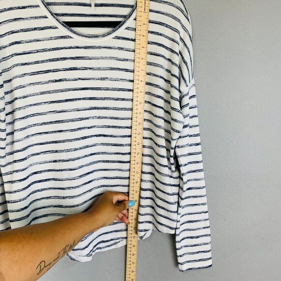 Rag & Bone Striped Long Sleeve Tee Size Medium Blue White Relaxed Fit Casual - Picture 6 of 8